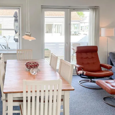 2 Bedroom Awesome In Daire